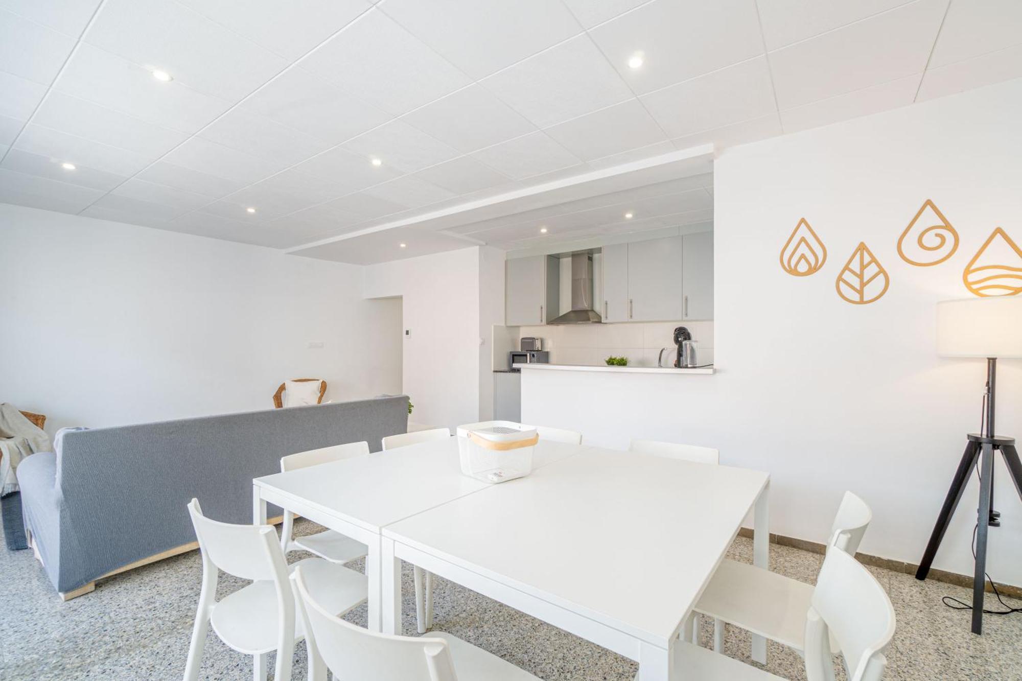 Apartment Center 4
